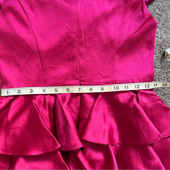Mac Duggal Cap Sleeve Tiered Satin Cocktail Mini Dress Hot Pink Size 6 Formal - Picture 14 of 16